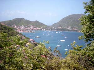 uitzicht baai Bourg des Saintes